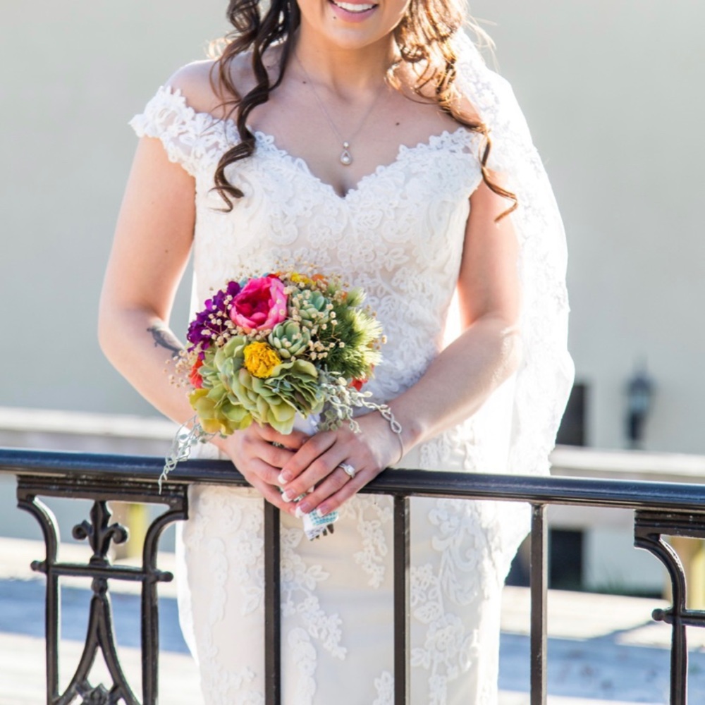 Wedding dress